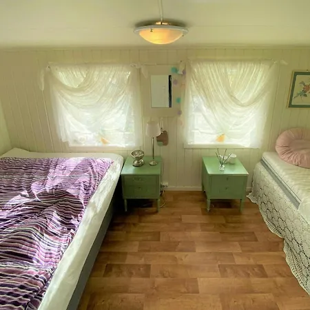 Lovely By Nidelva With Sauna And Hot Tub Ferienhaus Åmli