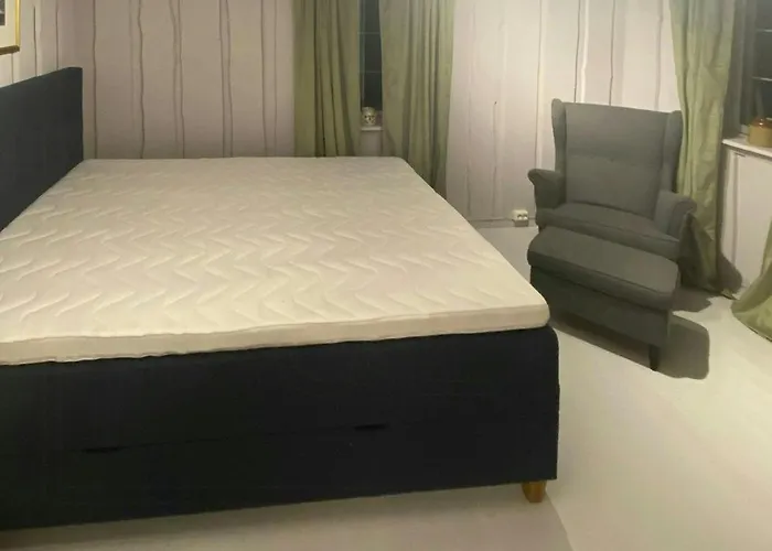 Lovely By Nidelva With Sauna And Hot Tub Vakantiehuis