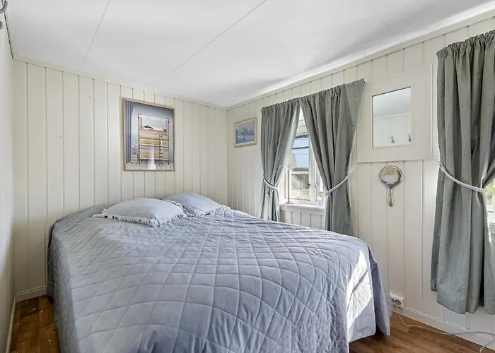 Lovely By Nidelva With Sauna And Hot Tub