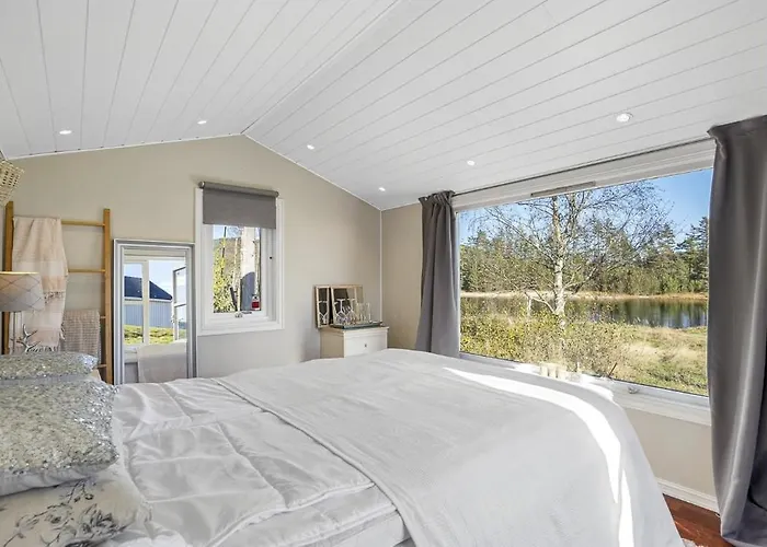 Lovely By Nidelva With Sauna And Hot Tub *